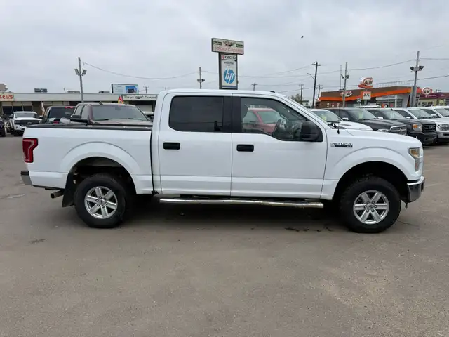 2016 Ford F-150 XLT CREW 4X4 - 5.0L / ONE OWNER ACCIDENT FREE - Photo 6