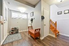 Bright 2-bdr Upper Floor Bungalow with Private Backyard - Photo 10