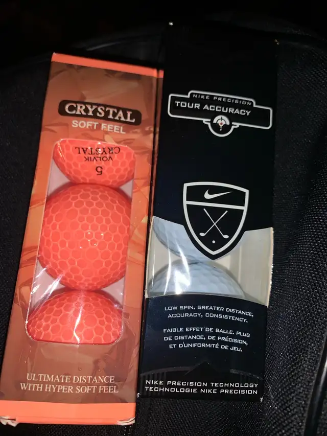 Mens Beginner Golf Club set and bag with balls. - Photo 2