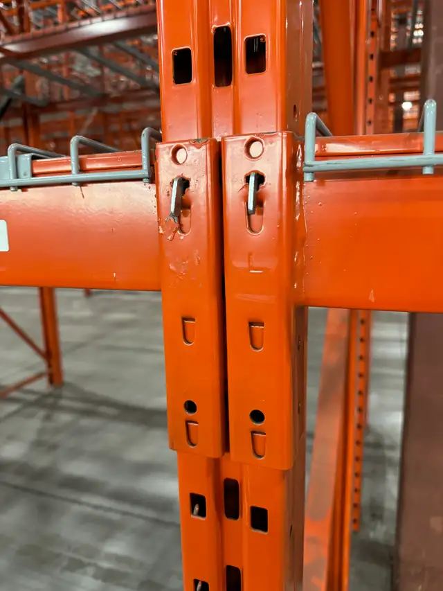 PALLET RACKING - Photo 3
