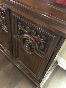DINING ROOM FURNITURE SET - Photo 5