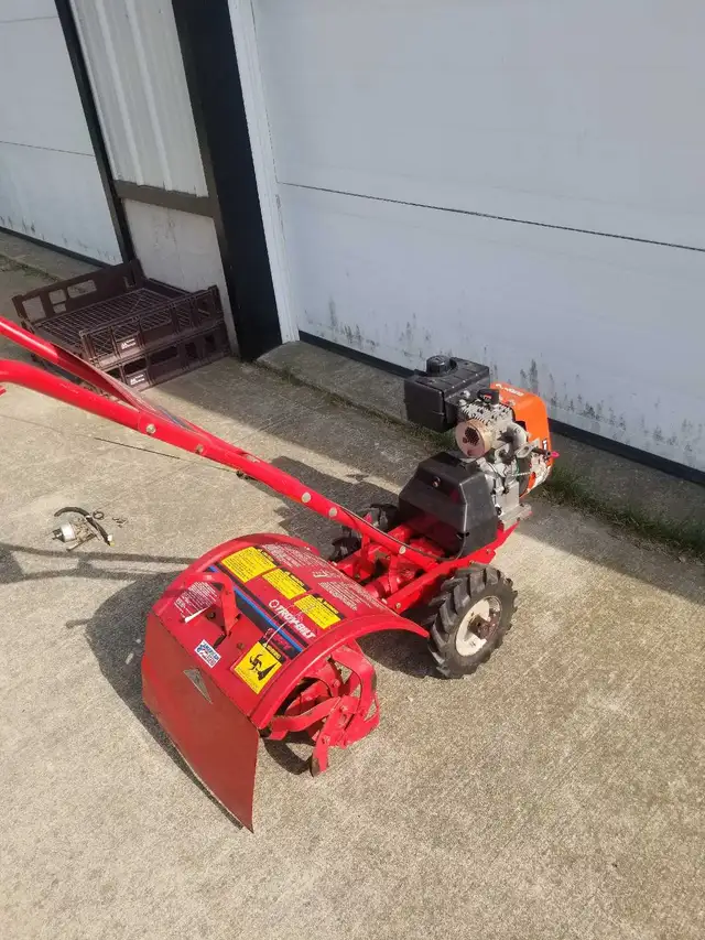 Roto-Tiller ( Troy Built Tuffy )