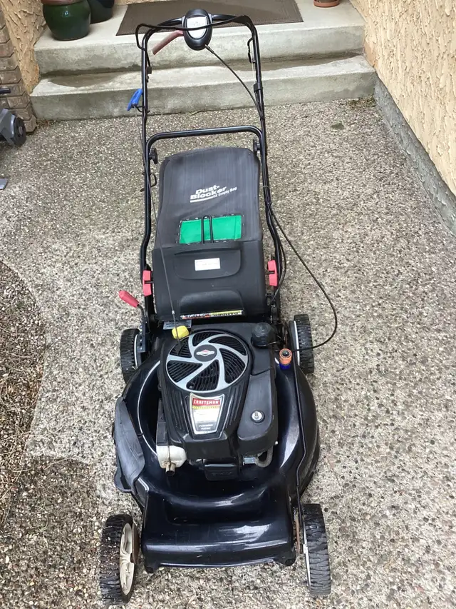 Craftsman Self propelled lawnmower