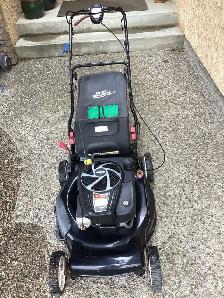 Craftsman Self propelled lawnmower