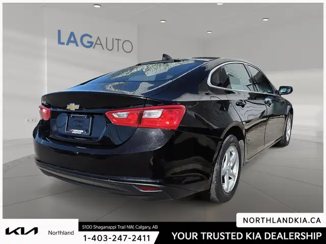 2017 Chevrolet Malibu LS 1LS - Photo 4