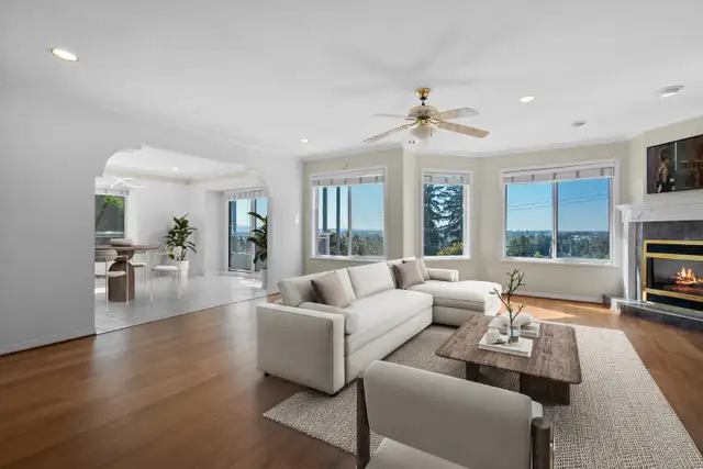 Elegant 5-Bedroom Home in South Slope | Panoramic Views   Garden