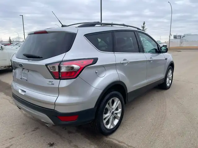 2017 Ford escape SE AWD 2.0L Turbocharged - Photo 7