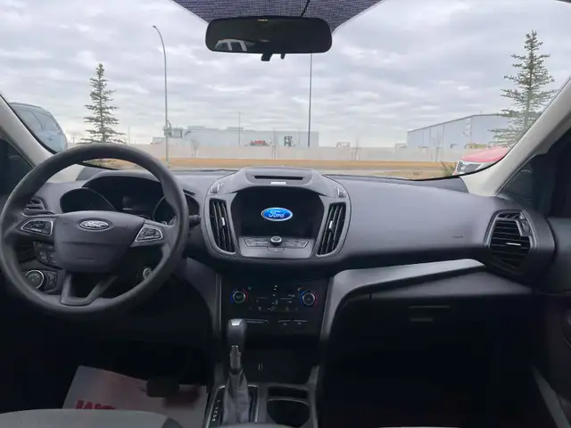 2017 Ford escape SE AWD 2.0L Turbocharged - Photo 10