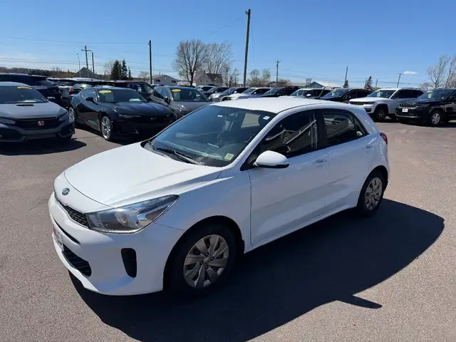 2018 Kia RIO - Photo 3
