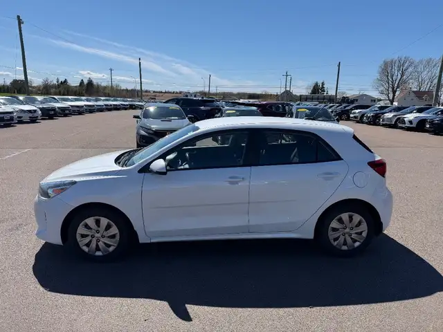 2018 Kia RIO - Photo 7