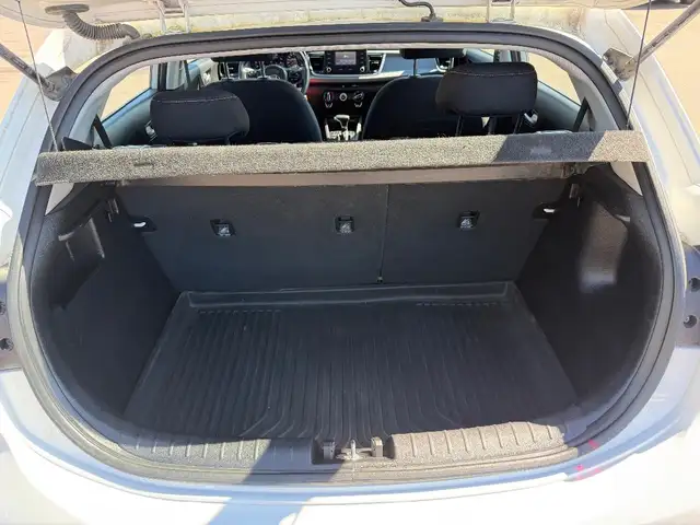 2018 Kia RIO - Photo 9
