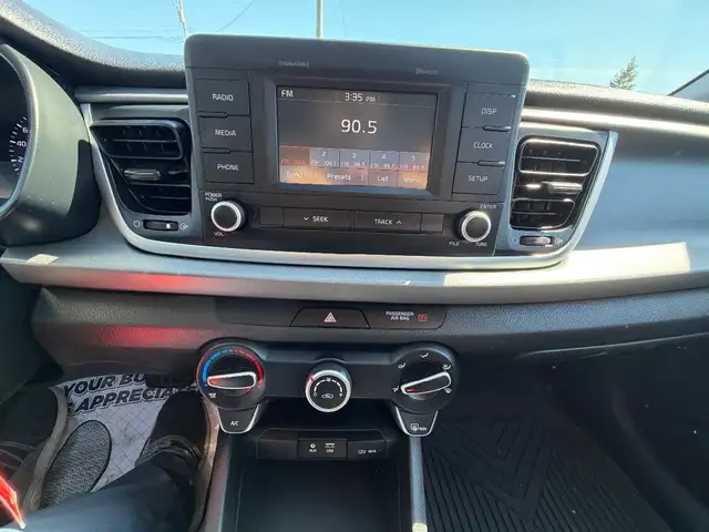 2018 Kia RIO - Photo 21