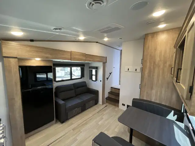 2024 Arcadia 21SRK COMPACT 5TH WHEEL, TANDEM TOWABLE, STORAGE - Photo 5