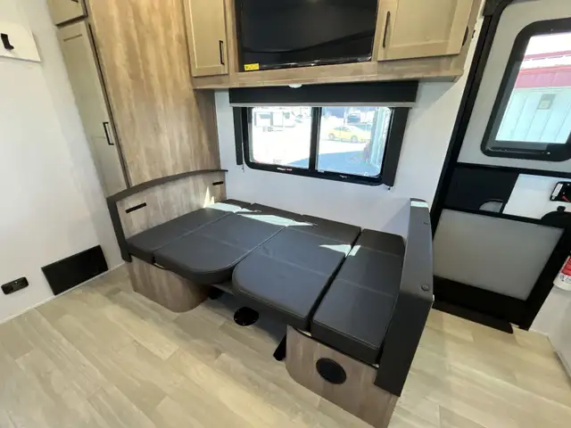 2024 Arcadia 21SRK COMPACT 5TH WHEEL, TANDEM TOWABLE, STORAGE - Photo 35