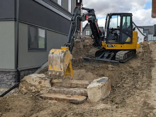 Landscape construction/ Hardscape -Foreman / Lead Hand - Photo 5