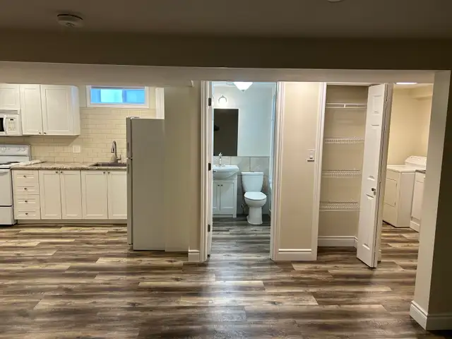 Quiet basement suite Cambridge - Photo 3