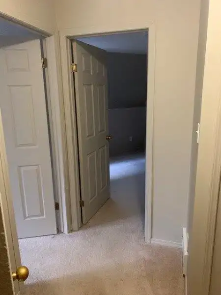 Westside 2 Bedroom in 4plex - Photo 5