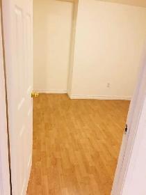 Room for rent for student - near UTSC and Centennial College - Photo 4