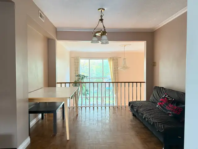Spacious 4-Bedroom House for Rent – Finch & Hwy 404, North York - Photo 2