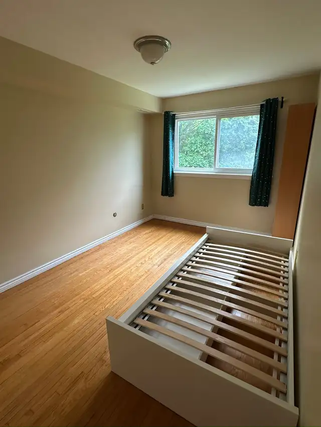 Spacious 4-Bedroom House for Rent – Finch & Hwy 404, North York - Photo 6
