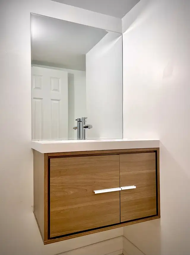Barrie 2BR | Utilities & Laundry Included | Renovated - Photo 5