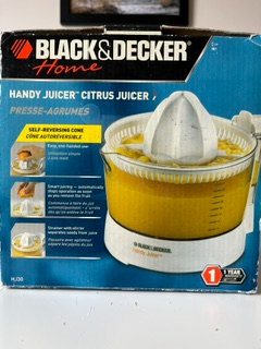Black & Decker Citrus Juicer available in Leduc