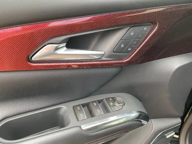 2026 Chevrolet Traverse RS Leather|Heated & Cooled Seats|7 Passe - Photo 12