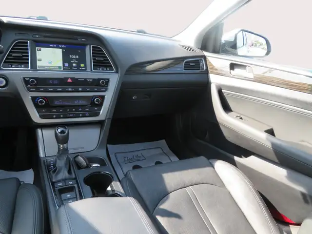 2016 Hyundai Sonata 4dr Sdn 2.4L Auto Limited - Photo 17