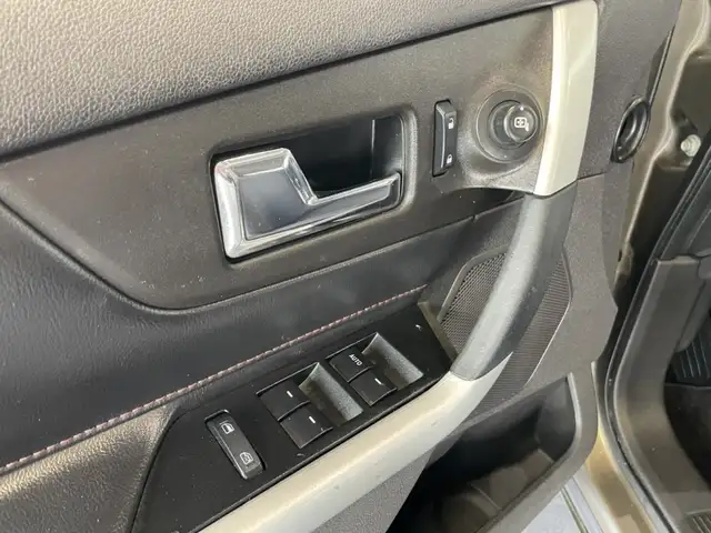 2013 Ford Edge SEL - Photo 15