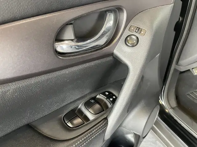 2016 Nissan Rogue S/SL/SV - Photo 14