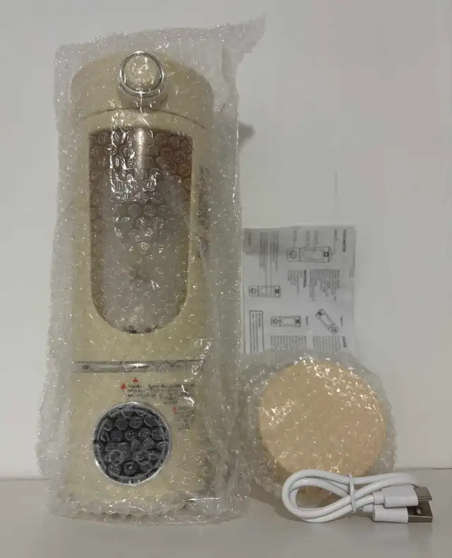 Rechargeable Portable Electric Blender Bottle - Photo 2