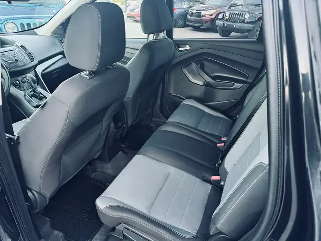2014 Ford Escape 4WD 4dr SE - Photo 8