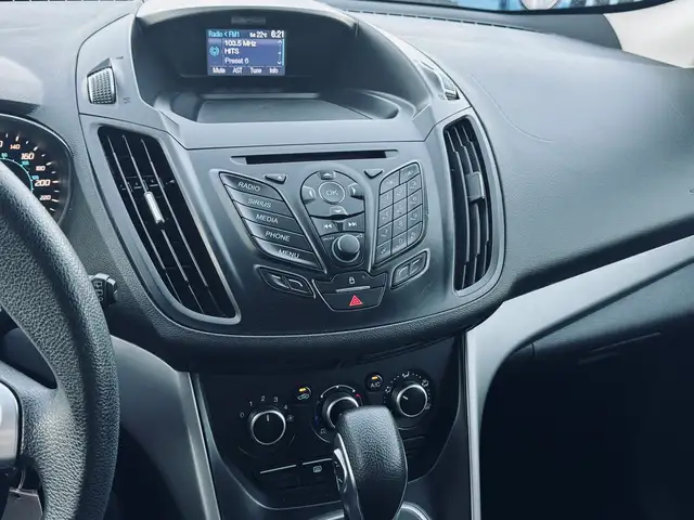 2014 Ford Escape 4WD 4dr SE - Photo 10