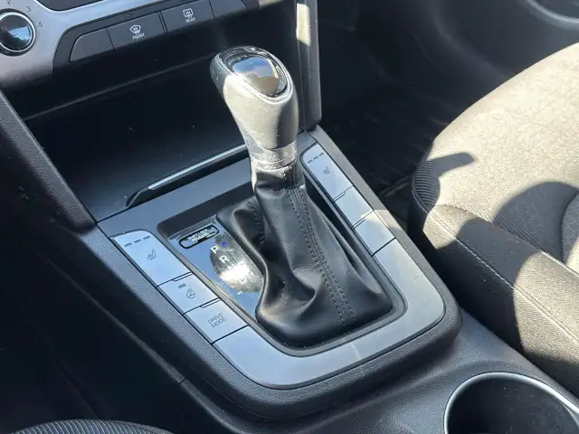 2018 Hyundai Elantra GL SE SEL|Sunroof|Heated Seats - Photo 17