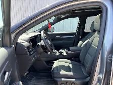 2026 GMC Terrain AT4 AWD | No Accidents | Panoramic Sunroof - Photo 3