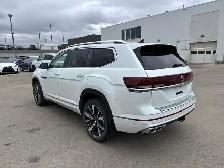 2025 Volkswagen Atlas Execline - Photo 4