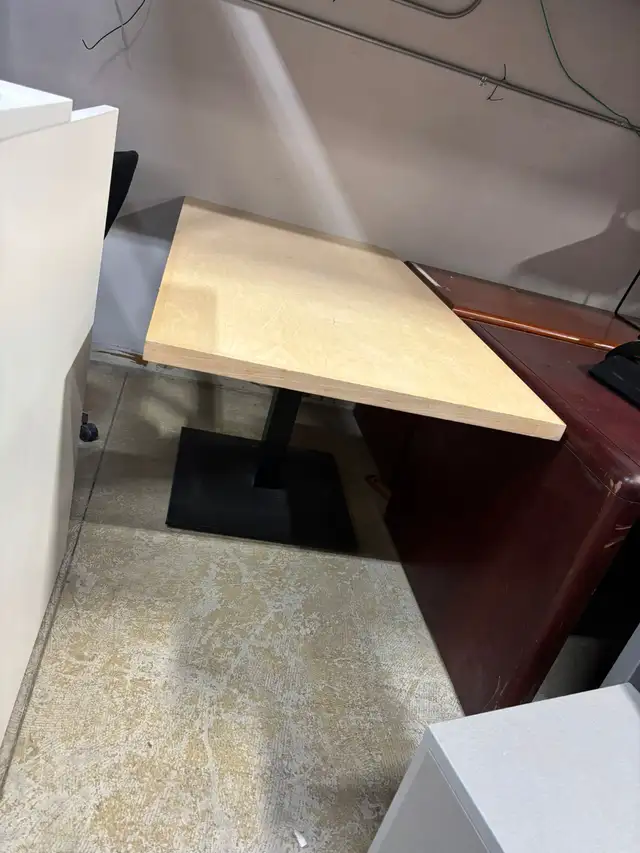 Maple Boardroom Table – 60" x 30" Conference Table | $300 - Photo 3