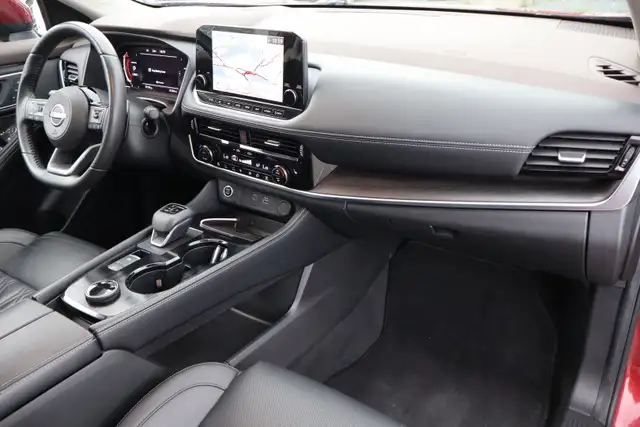 2023 Nissan Rogue - Photo 11