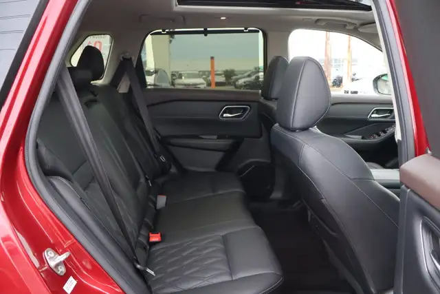2023 Nissan Rogue - Photo 24
