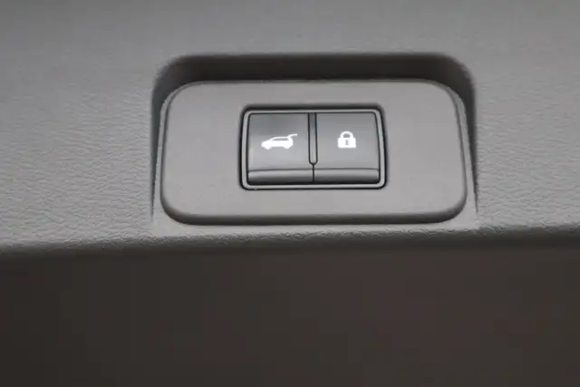 2023 Nissan Rogue - Photo 30