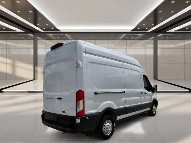 2025 Ford Transit T-250 148' Hi Rf 9070 GVWR AWD - Photo 4