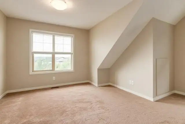 Townhomes with In Suite Laundry - West Townes - House for Rent C - Photo 12