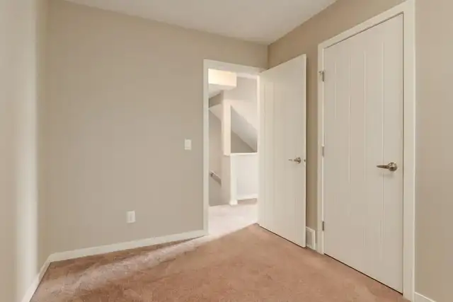 Townhomes with In Suite Laundry - West Townes - House for Rent C - Photo 15