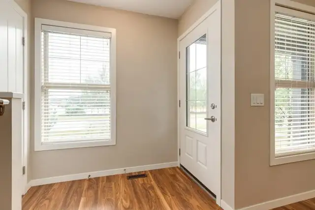 Townhomes with In Suite Laundry - West Townes - House for Rent C - Photo 19