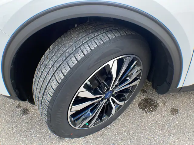 2022 Ford Escape SEL AWD 302A - Photo 10
