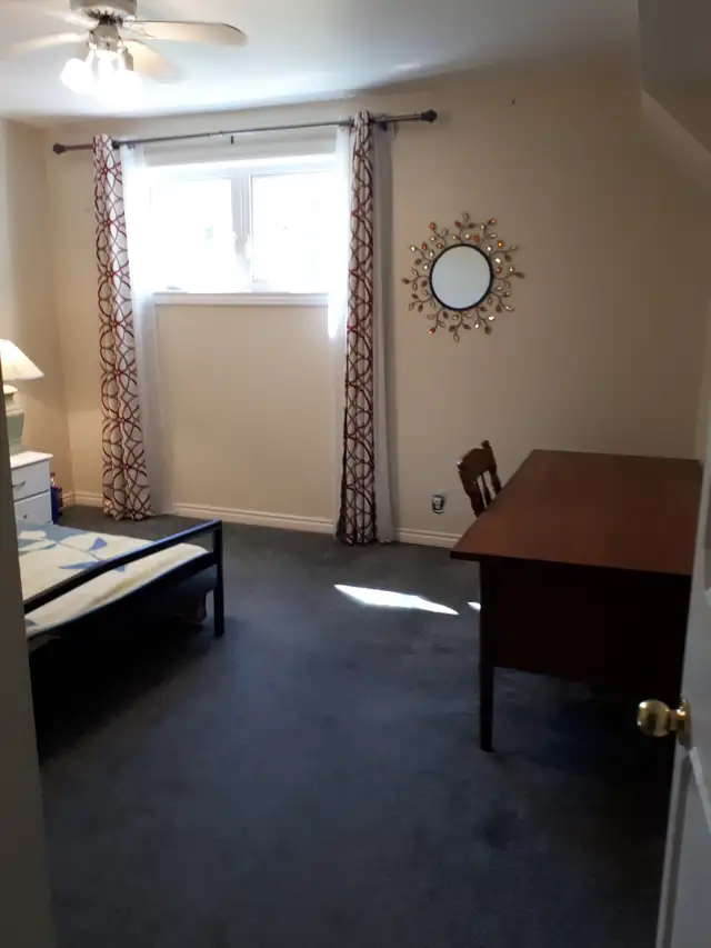 First flr furnished room for rent, large, bright, Port Union&401 - Photo 3