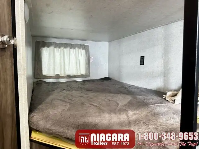 2020 STARCRAFT AUTUMN RIDGE 27BHS Travel Trailer - Photo 14