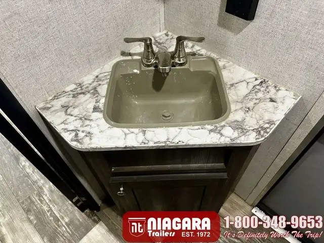 2020 STARCRAFT AUTUMN RIDGE 27BHS Travel Trailer - Photo 23