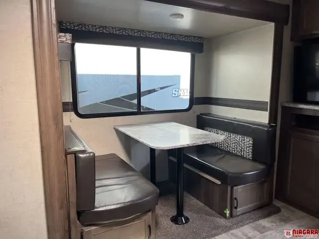 2017 K-Z INC. CONNECT 241RLK Travel Trailer - Photo 18