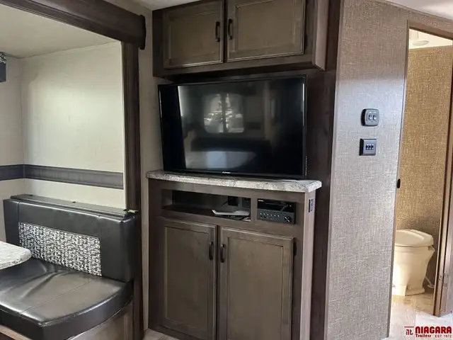 2017 K-Z INC. CONNECT 241RLK Travel Trailer - Photo 20
